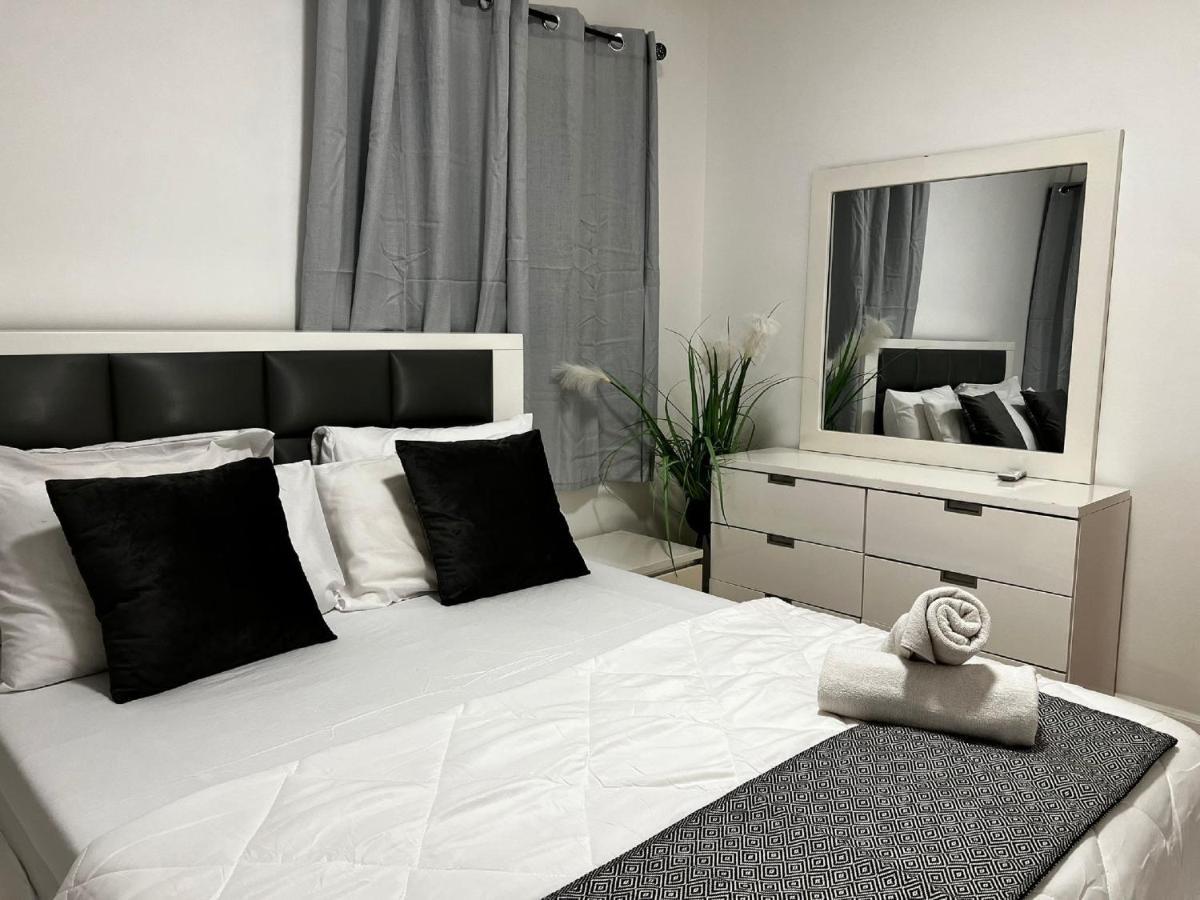 Spat Vip Apartment Bat Yam Exteriör bild