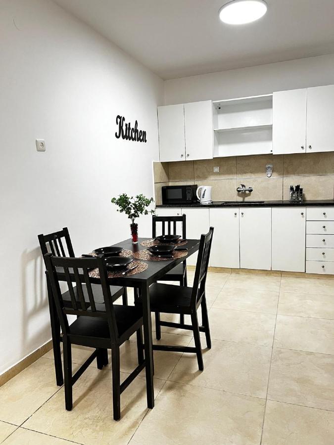 Spat Vip Apartment Bat Yam Exteriör bild