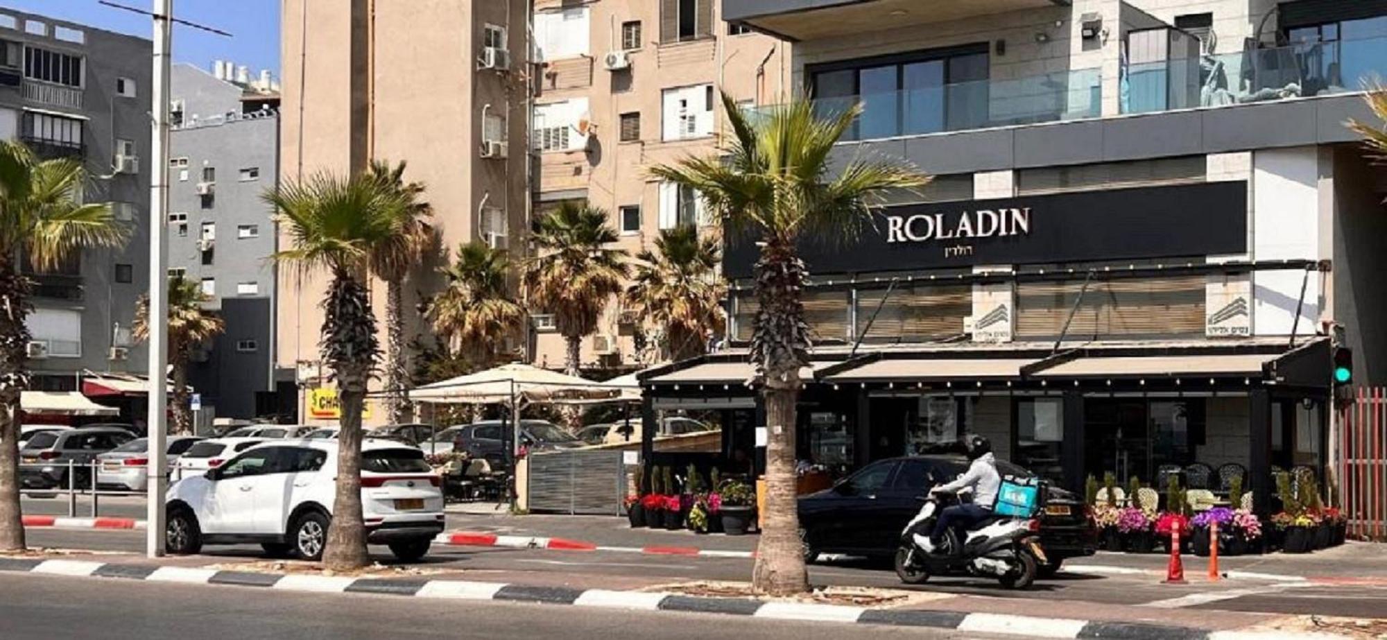 Spat Vip Apartment Bat Yam Exteriör bild