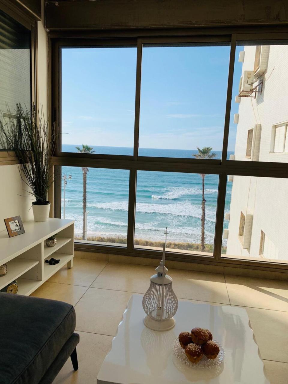 Spat Vip Apartment Bat Yam Exteriör bild